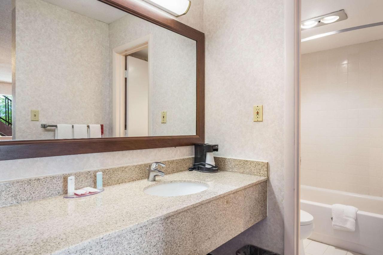 Economy Inn Norge Экстерьер фото