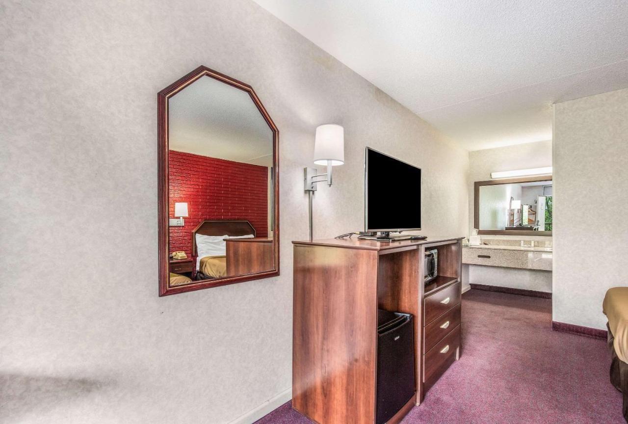 Economy Inn Norge Экстерьер фото