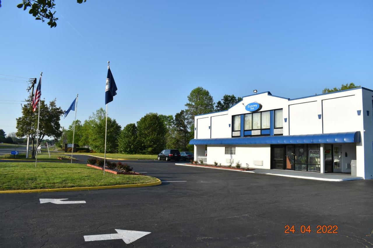 Economy Inn Norge Экстерьер фото