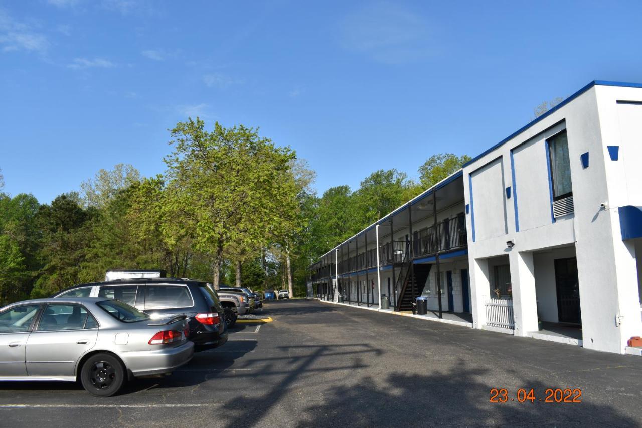 Economy Inn Norge Экстерьер фото
