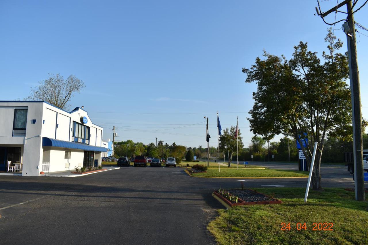 Economy Inn Norge Экстерьер фото